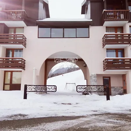 2 Pieces A Montalbert - Aux Pieds - Fr-1-181-2534