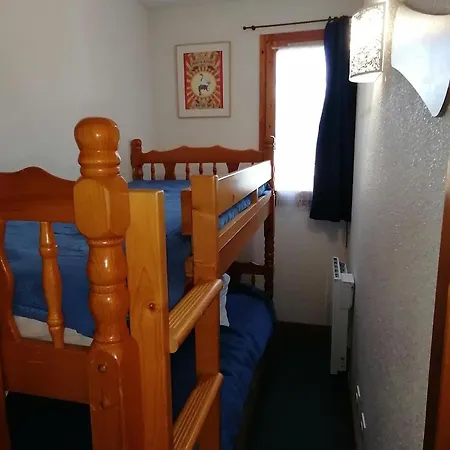 4 Pers - Aux Pieds - Balcon - Casier A Skis - Parking Gratuit - Fr-1-181-2534 Apartment *