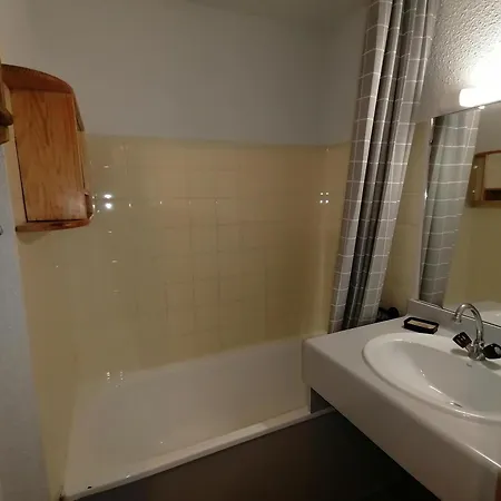 아파트 2 Pieces A Montalbert - Aux Pieds - Fr-1-181-2534 *