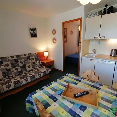 4 Pers - Aux Pieds - Balcon - Casier A Skis - Parking Gratuit - Fr-1-181-2534 * La Plagne