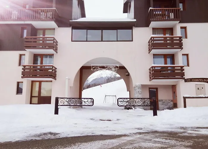 2 Pieces A Montalbert - Aux Pieds - Fr-1-181-2534